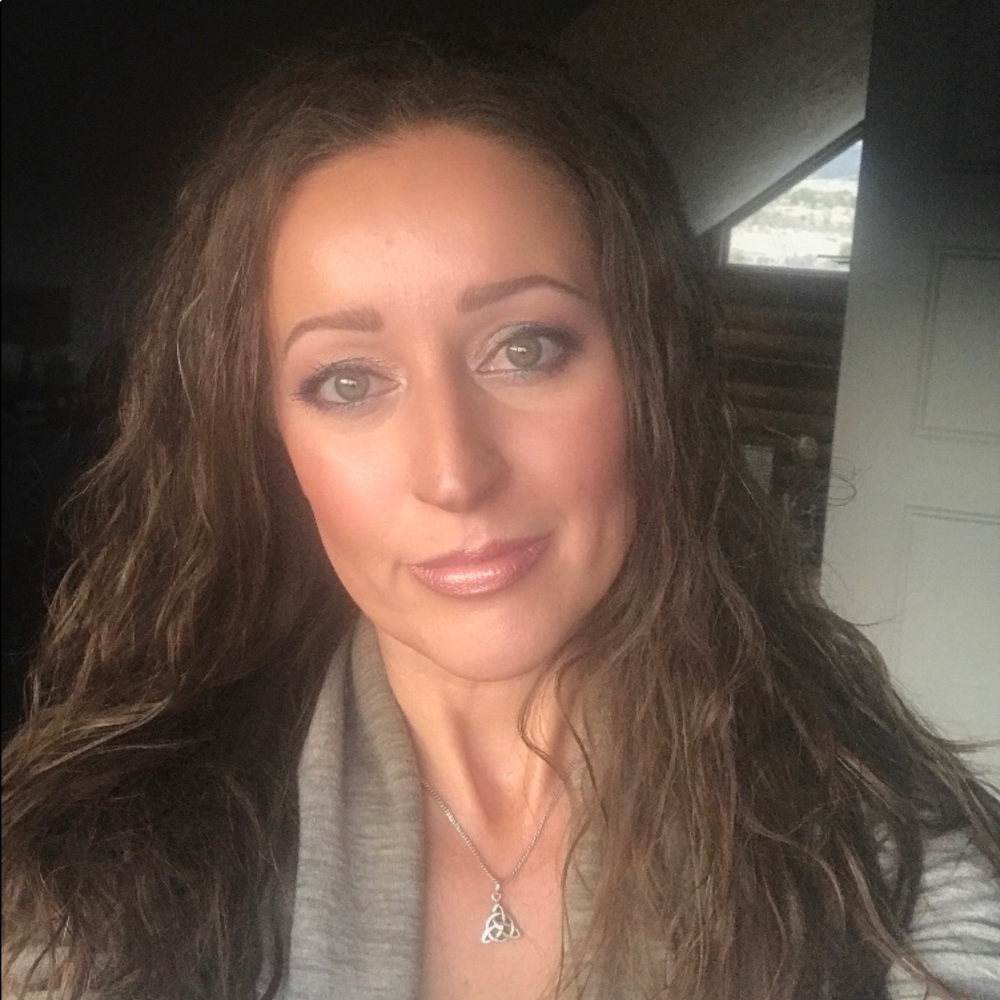 Meet your Posher, Donni